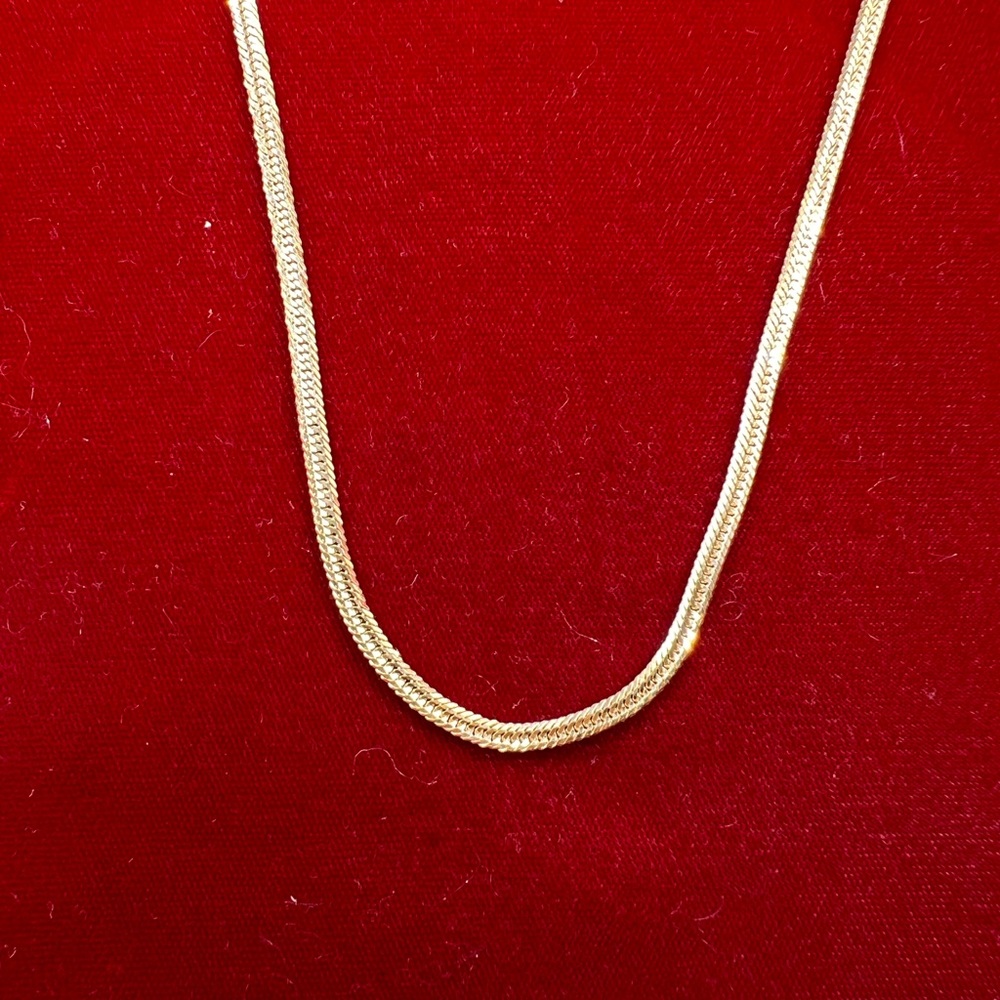18k gold Kihei necklace